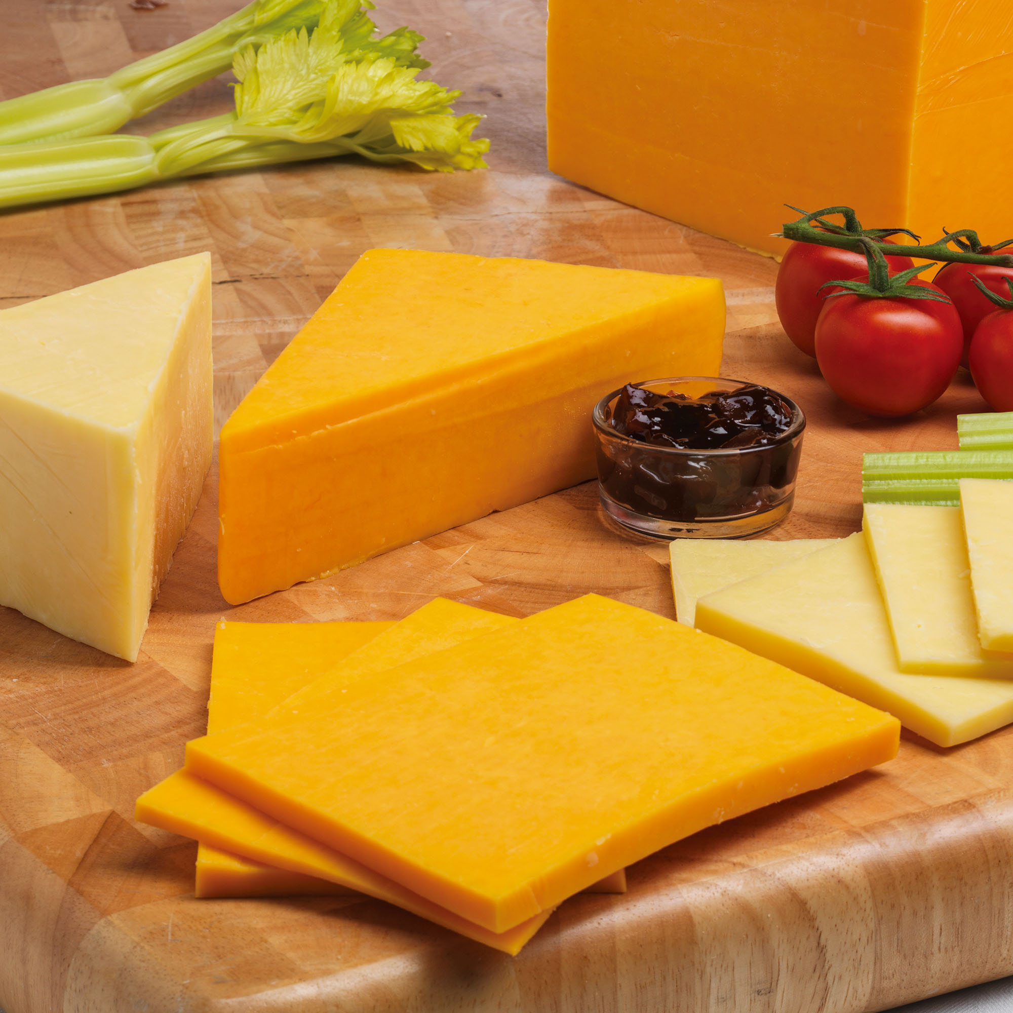Sliced Mild Coloured Cheddar 1kg King Bros Foodservice
